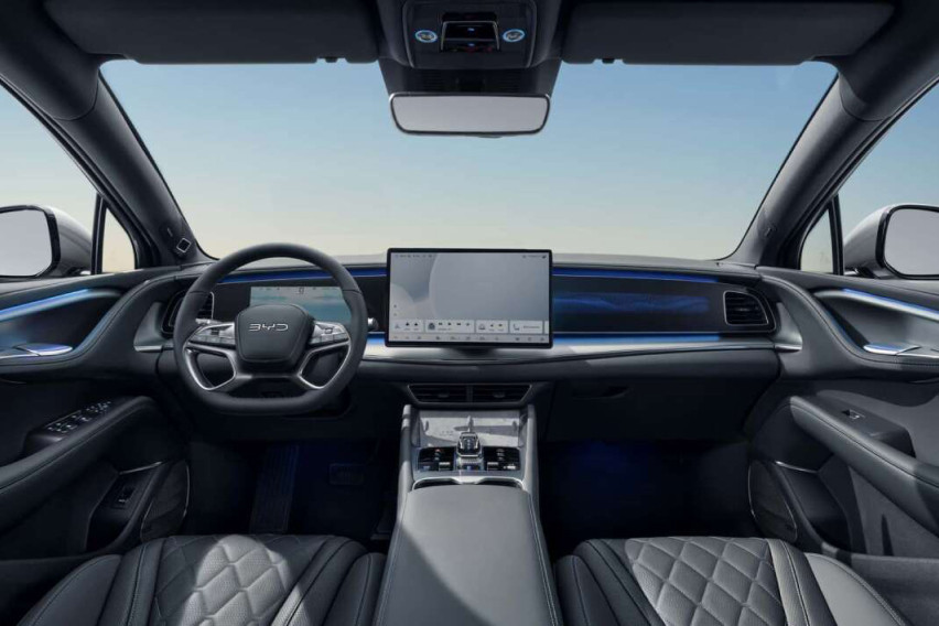 BYD Sealion 7 interior