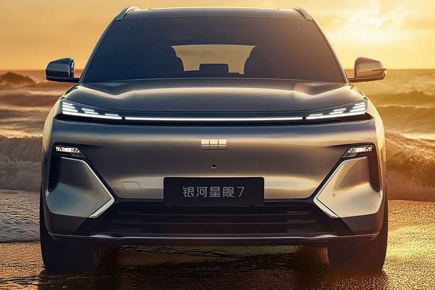 Penjualan Mobil Listrik Geely di Cina Mengesankan, Lebih dari 100.000 Unit Laku dalam Satu Bulan