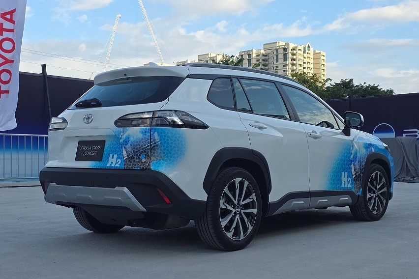 Toyota Corolla Cross H2 Concept