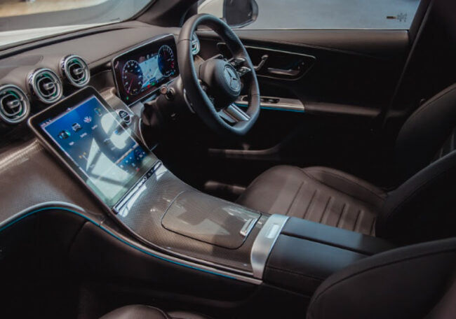 Mercedes-Benz GLC 350 e interior and dash