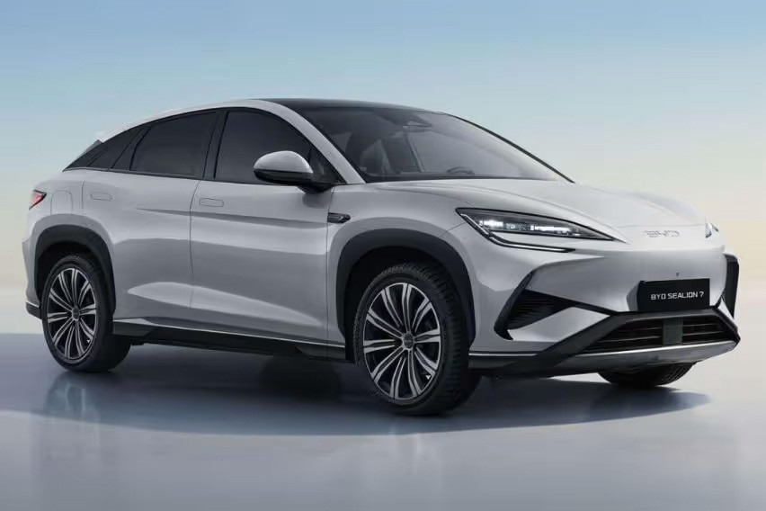 BYD Sealion 7