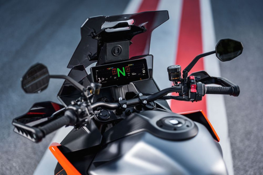 2025 KTM 1390 Super Duke GT