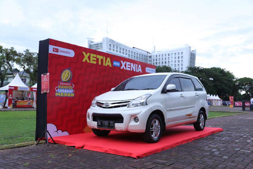 Pemilik Daihatsu Xenia Generasi Kedua Dapat Penghargaan Xetia With Xenia di Medan