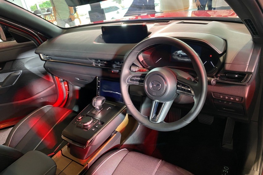 interior Mazda MX-30