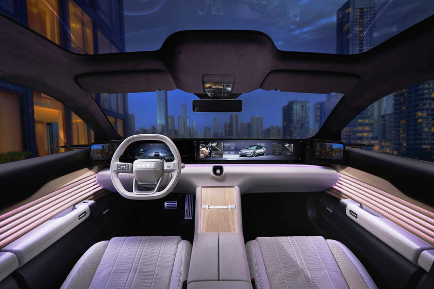 AUDI E concept cabin