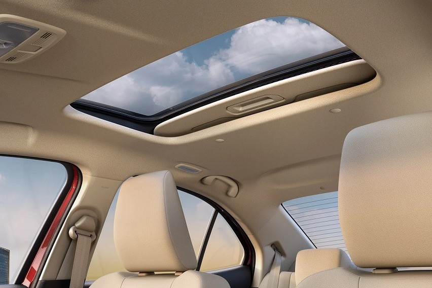 Suzuki Dzire sunroof