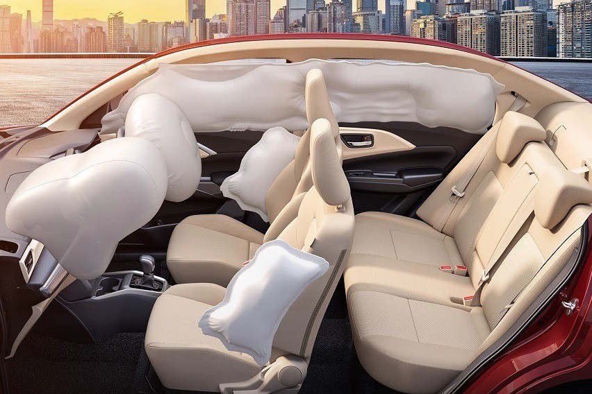 Suzuki Dzire airbags