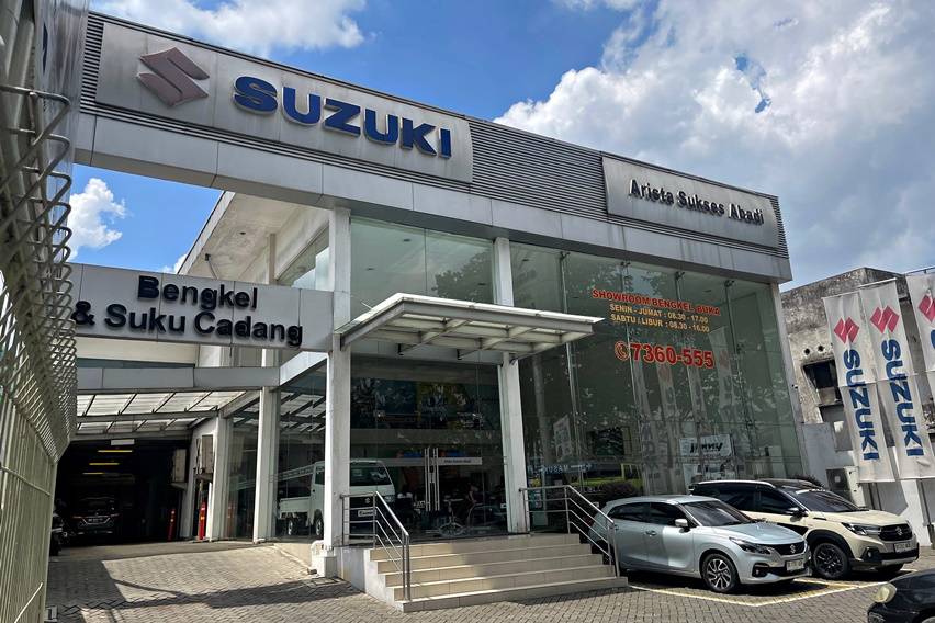 Diler Suzuki Arista di Medan Jual Puluhan Mobil per Bulan, Carry dan XL7 Hybrid Jadi Primadona