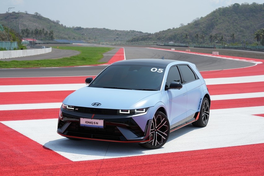 Test Drive Hyundai Ioniq 5 N Mandalika