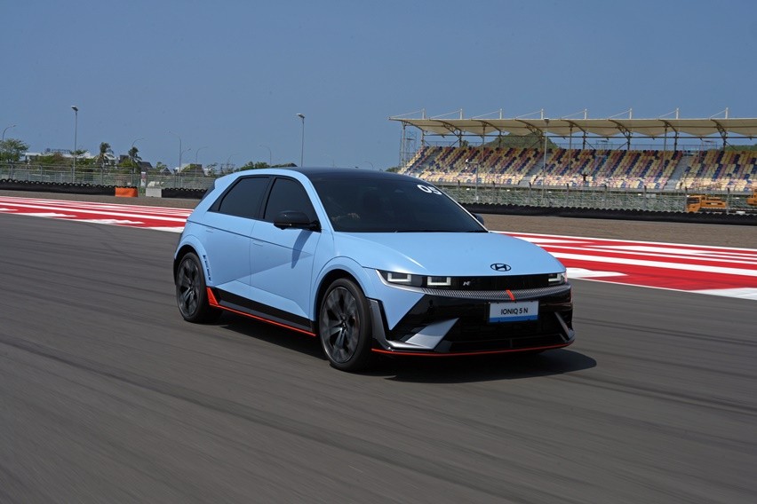Test Drive Hyundai Ioniq 5 N Mandalika