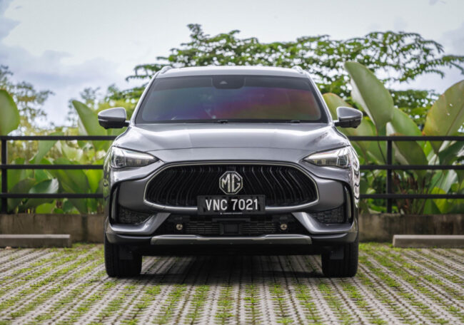 MG HS launch front grille Malaysia