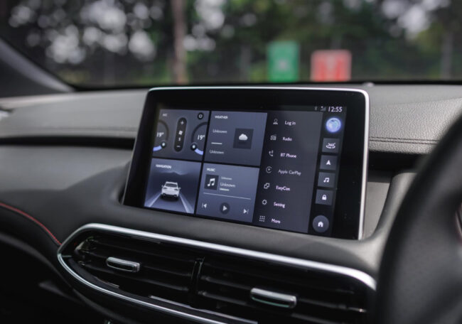 MG HS launch Malaysia infotainment 