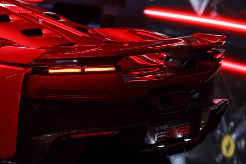 Ferrari F80 rear wing