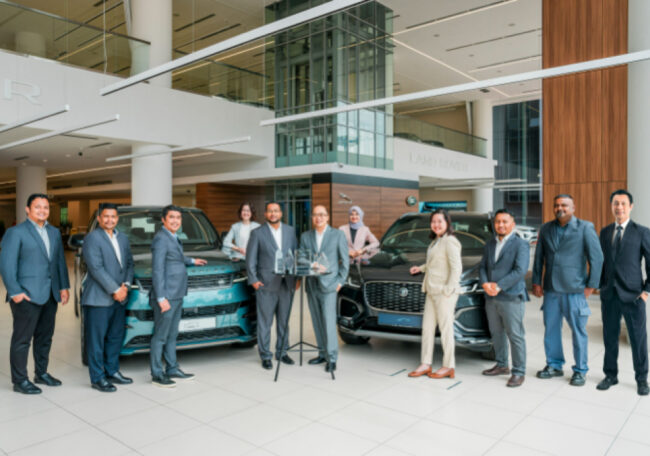 Jaguar Land rover Malaysia showroom Ara Damansara