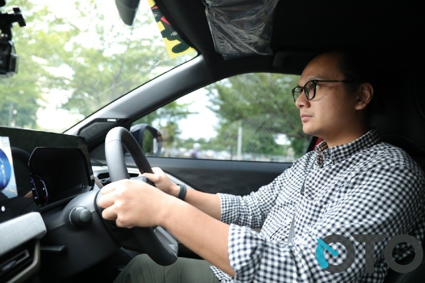 Mitsubishi XForce Diamond Sense