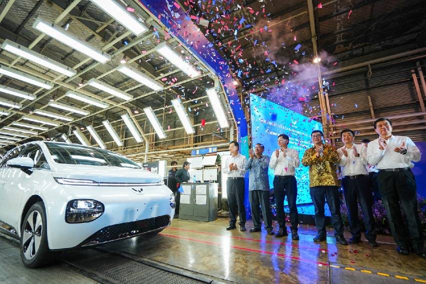 Wuling Cloud EV Buatan Cikarang Diekspor ke Asia Tenggara