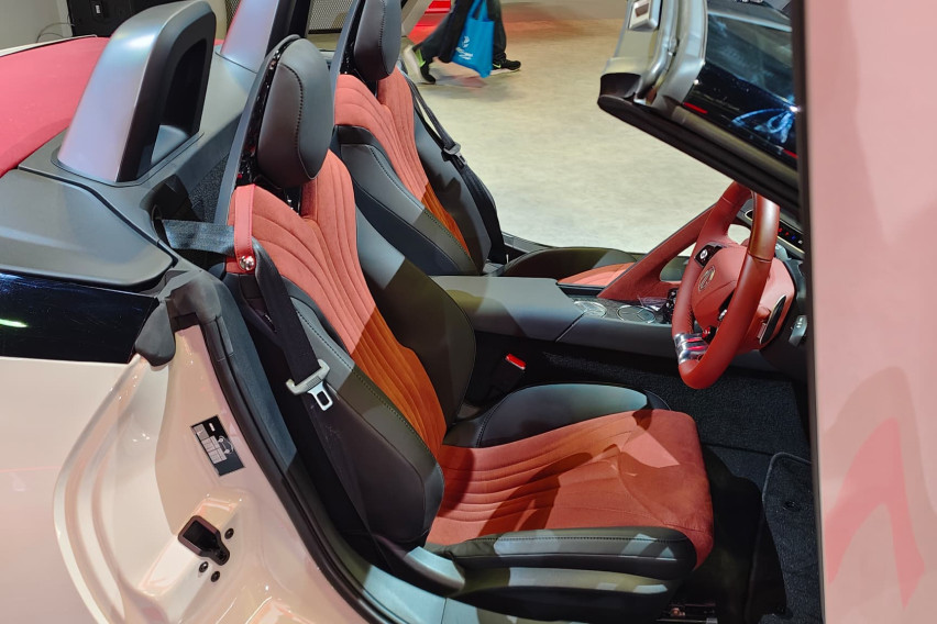 MG Cyberster seats
