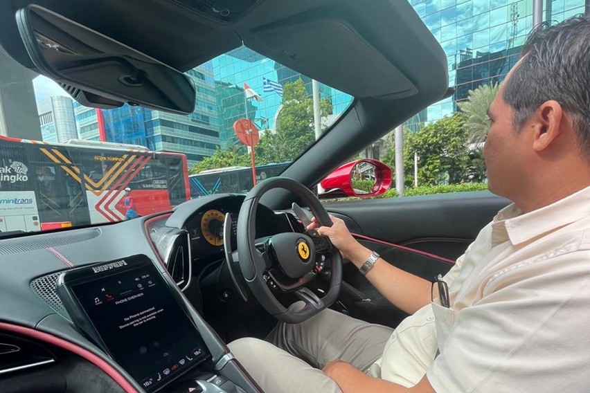 Ferrari Roma Spider Staycation Experience