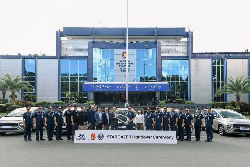 Pnp Receives Hyundai Stargazer Units From Hmph