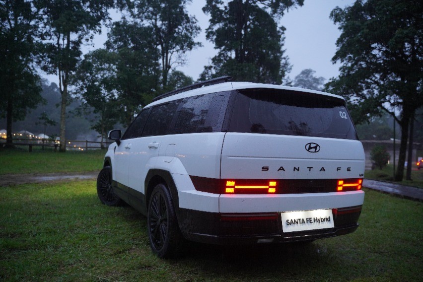 Hyundai Santa Fe 1.6T-GDi HEV desain