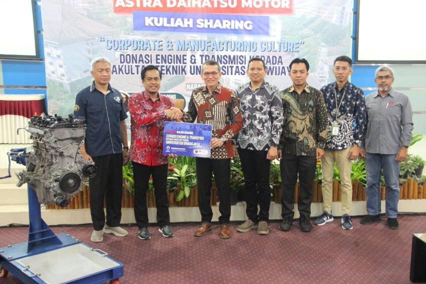 Daihatsu Donasikan Alat Manufaktur ke SMK dan Universitas