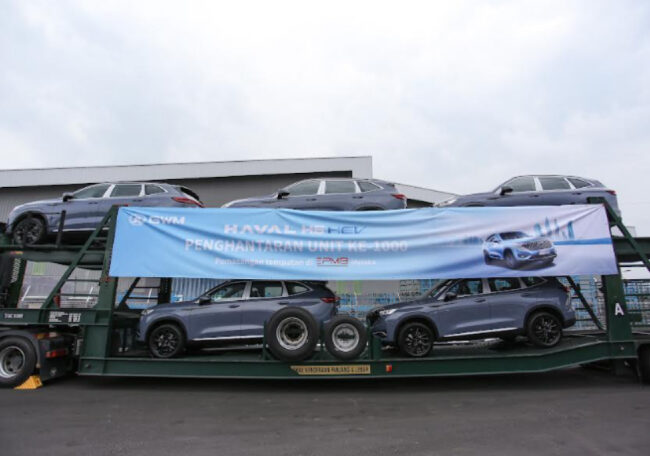 GWM haval H6 HEV leaving plant in Melaka