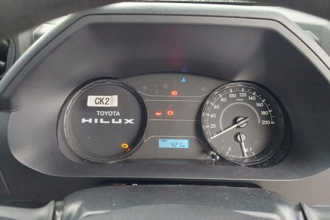 2024/12/Meter-cluster-Hilux-Rangga.jpeg