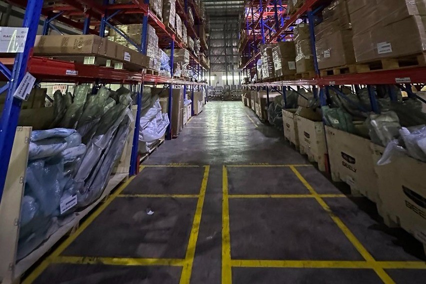 Geely spare parts center