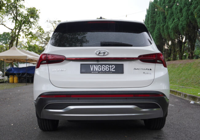 Hyundai Santa Fe hybrid rear view