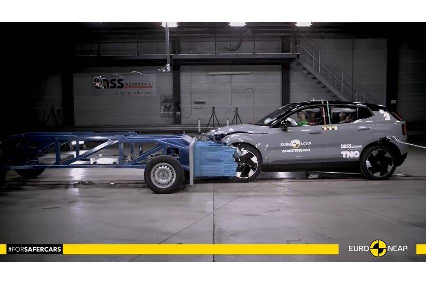 Volvo EX30 EuroNCAP