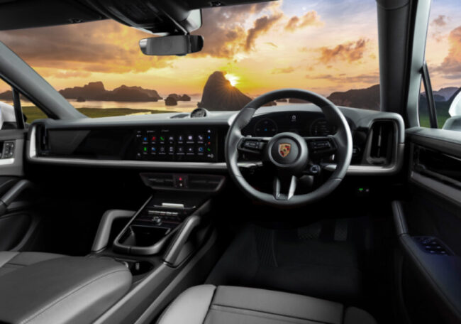 Cayenne S E-Hybrid Coupé interior dash