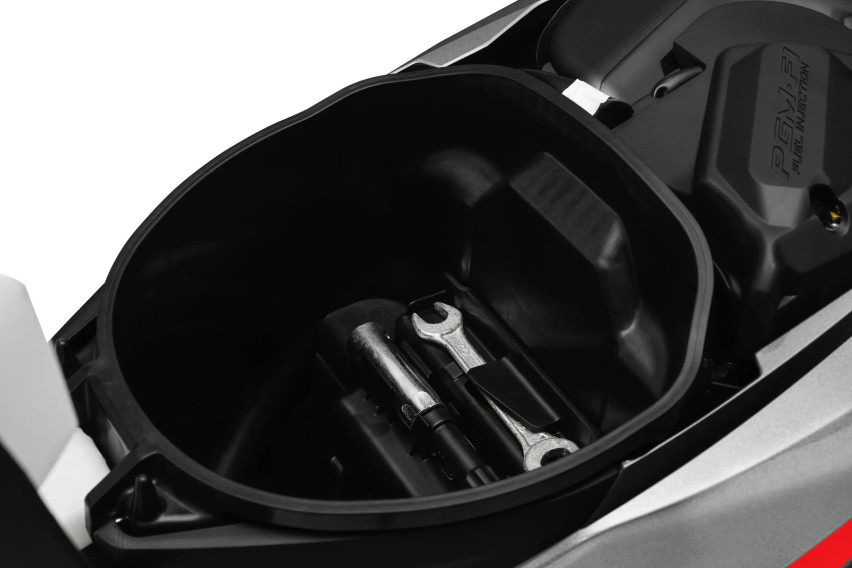 2025 Honda Wave Alpha underseat storage