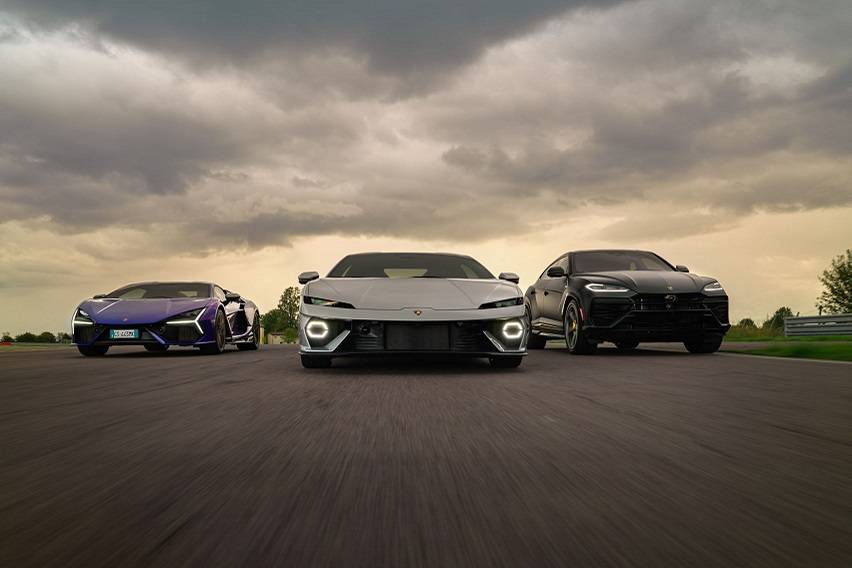 Lamborghini sells over 10-K cars in 2024