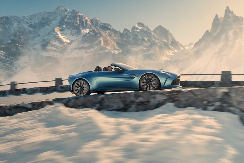 New Aston Martin Vantage Roadster
