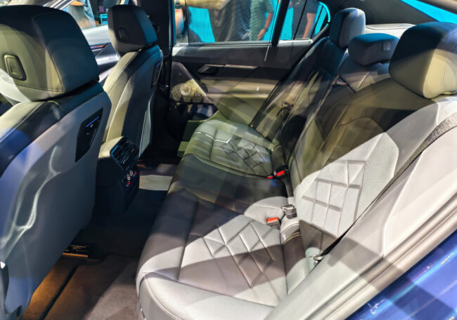 BMW 530i MSport CKD rear seats