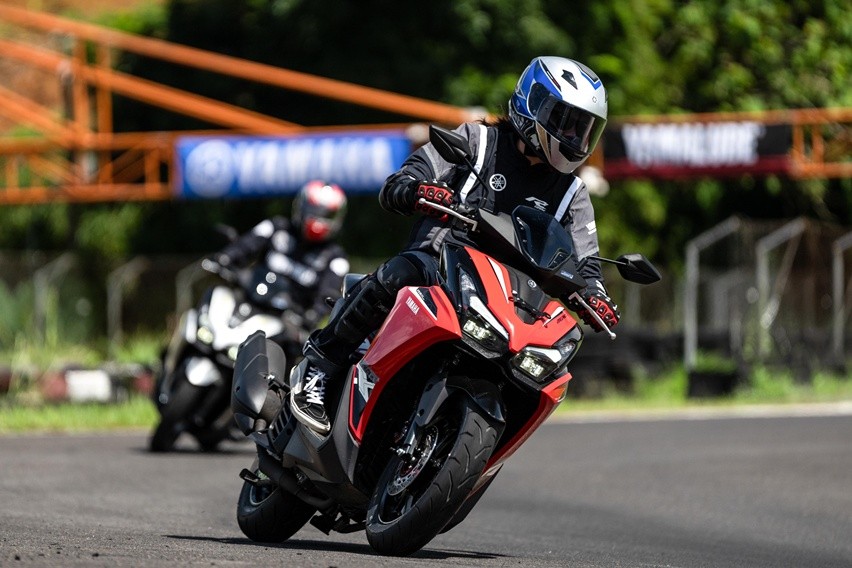 Test ride Yamaha Aerox Alpha