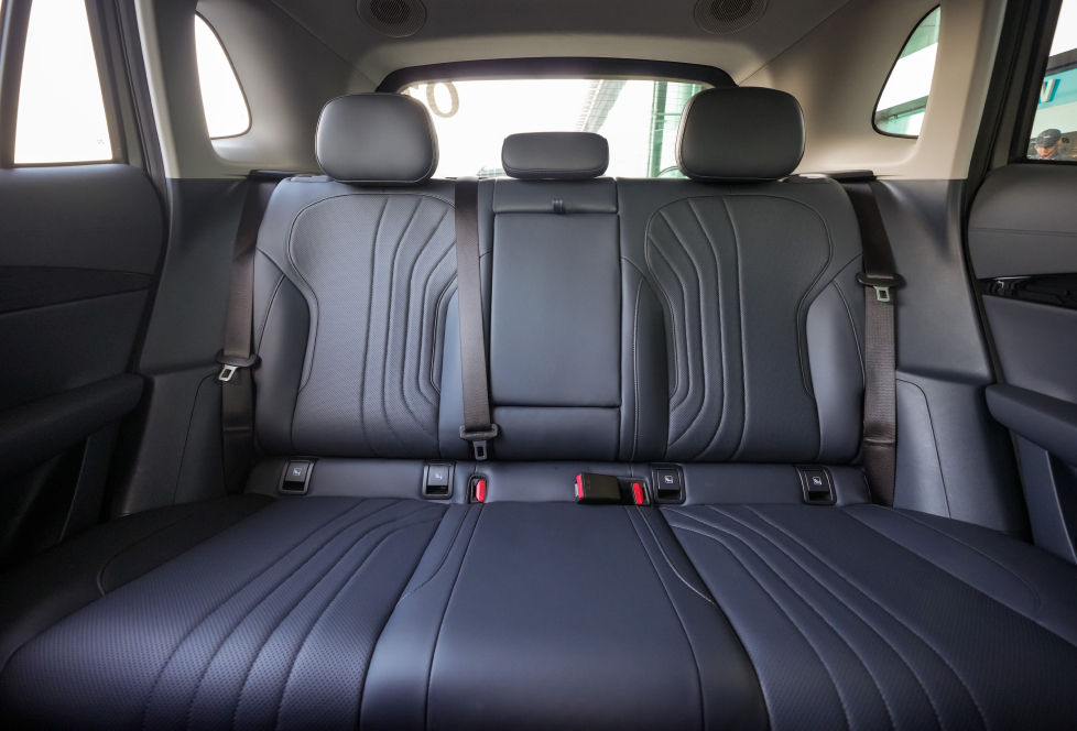 Proton eMAS 7 rear seats