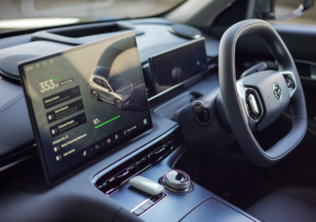 Proton eMAS 7 cockpit view