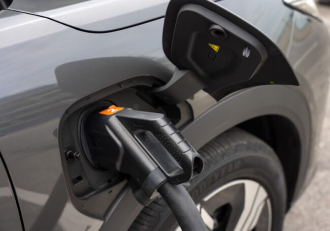 Proton eMAS 7 prime variant charging