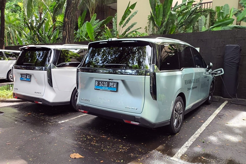 Maxus Mifa 7