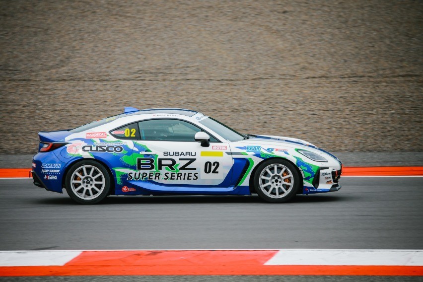 GT Radial Champiro SX-R