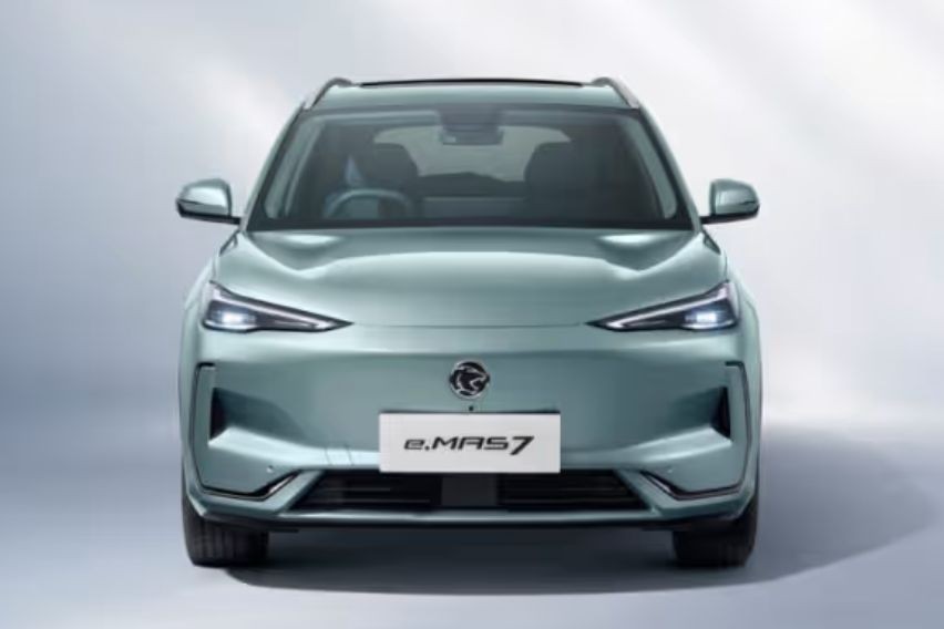 Proton e.MAS 7 front
