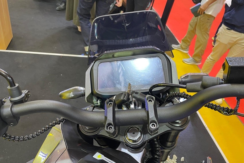 Prototipe United RX6000