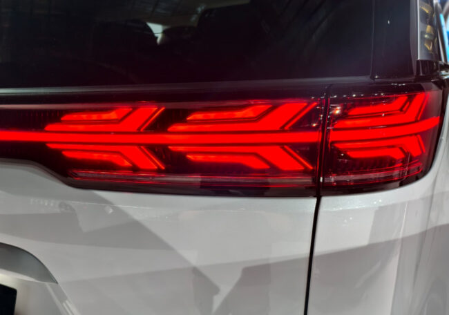 Denza D9 taillights