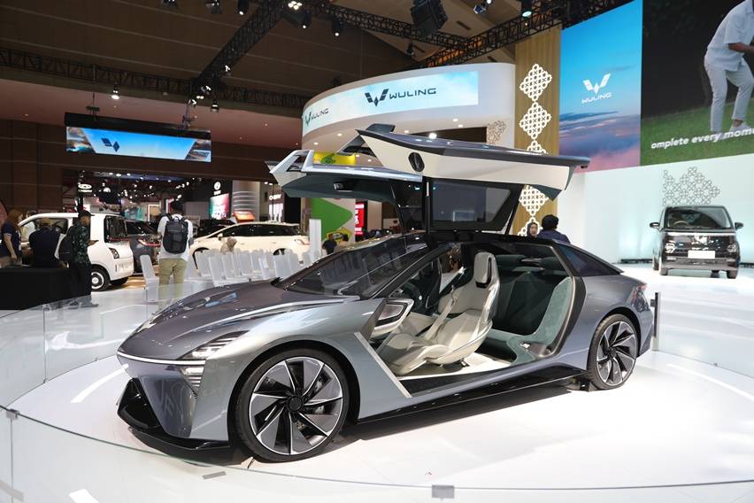 Wuling Light of ASEAN di IIMS 2025