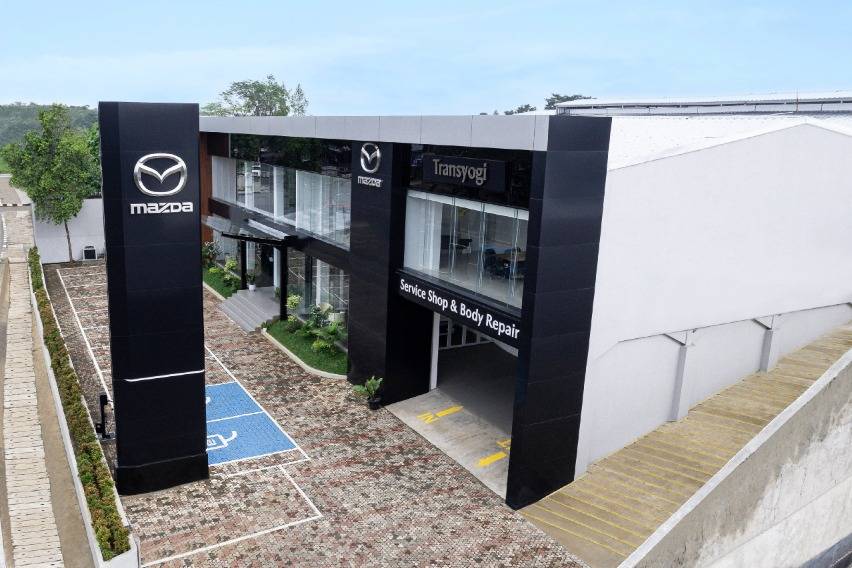 Mazda Transyogi Resmi Dibuka, Ekspansi Strategis Mazda di Jawa Barat Mazda Transyogi Resmi Dibuka, Ekspansi Strategis Mazda di Jawa Barat