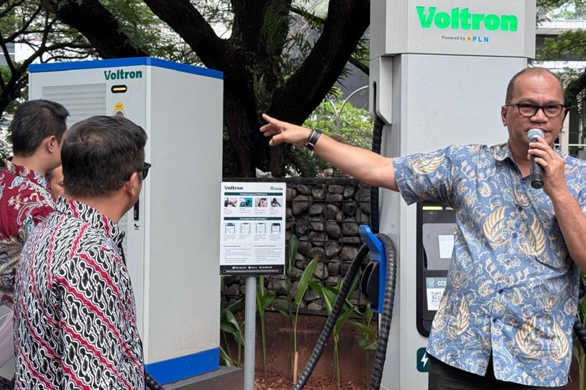 Voltron Hyper Fast Charging