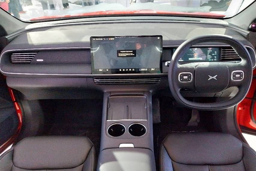 XPeng G6 interior