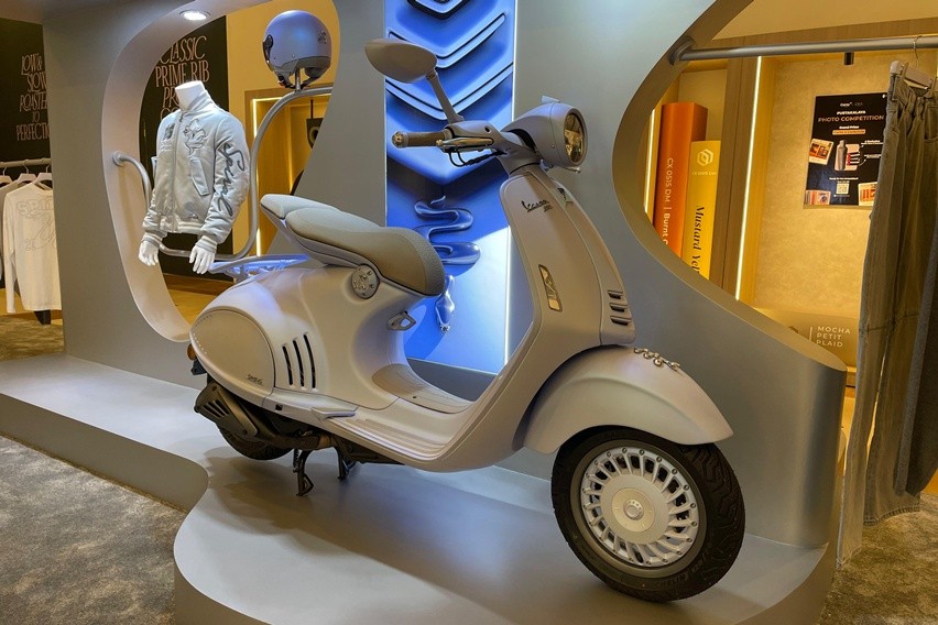 Vespa 946 Snake Edition pop-up store Pacific Place Mall