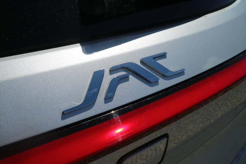 JAC JS2 Pro